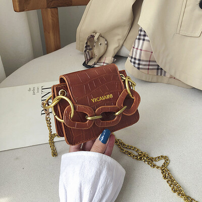 

2019 new texture fashion casual chain Messenger bag female retro personality ring wild stone pattern shoulder bag