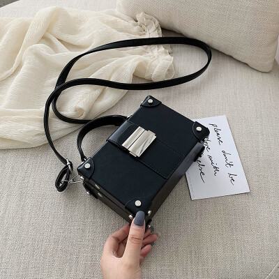 

Summer green box bag female 2019 new Korean version of the wild single shoulder slung fashion portable texture small square bag