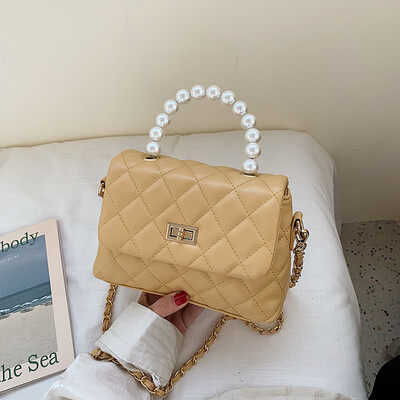 

Magenta chain small bag fashionable pearl portable womens bag new 2019 buckle small square bag single-shoulder bag one-shoul
