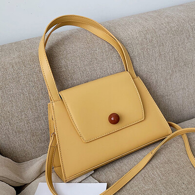 

Small bag women 2019 new Korean version of simple Joker shoulder bag fashion western style slung small square bag tide