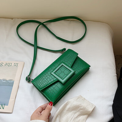

Korean version of Joker bag fashion texture envelope bag new 2019 retro mobile phone bag womens shoulder Messenger bag