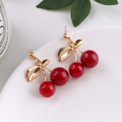 

Rhinestone Woman Jewelry Earrings New Red Cherry Femme Earrings Fashion Lovely Leaf for Casual Cute Best