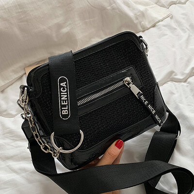 

Womens bag 2019 new fashion shoulder bag summer fresh students Joker Messenger bag tide