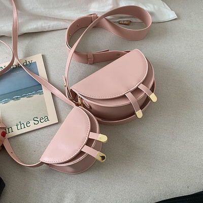 

Qiao Bani 2019 new Korean ins fashion simple solid color wild saddle bag shoulder diagonal trend handbags