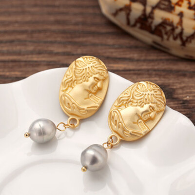

Retro Freshwater Pearl Earrings Creative Temperament Simple Wild Slim Earrings
