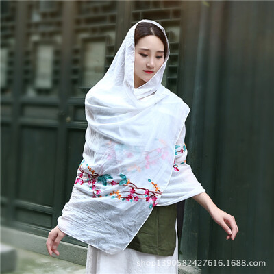 

2018 new scarf national wind embroidered shawl Yunnan Lijiang travel scarf air conditioning sunscreen multi-purpose