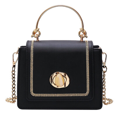 

2019 new womens bag bags solid color fashion trend casual chain womens handbag PU diagonal small square bag