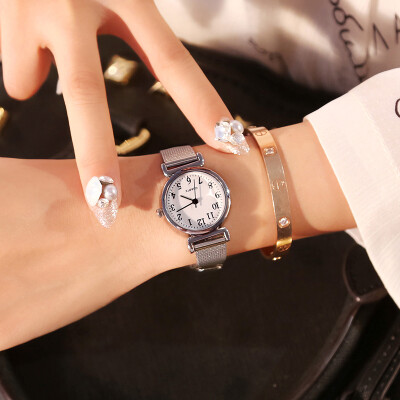 

Ins cold wind watch female student Korean version of the simple chic literary retro casual atmosphere chain quartz watch