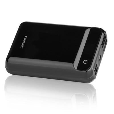 

C555 Small Lightweight LED Digital Display Fast Charging Mobile Power Supply