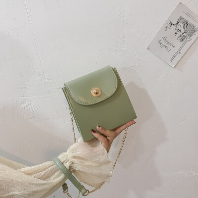 

2019 new fashion Korean version of the chain shoulder Messenger bag female casual retro simple wild color small square bag