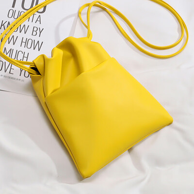 

Big bag womens bag 2019 new Korean students simple Joker shoulder bag soft leather bucket bag
