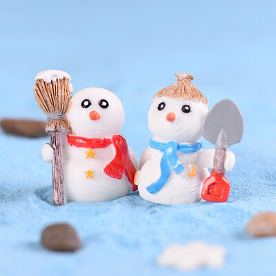 

YIWULAChristmas Decoration Doll-house Miniature Scene Snowman Pretend Play Toy