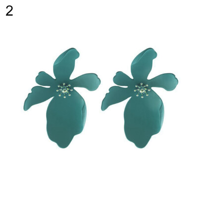 

Korean Style Women Daisy Petal Earrings Party Travel Ear Studs Birthday Gift