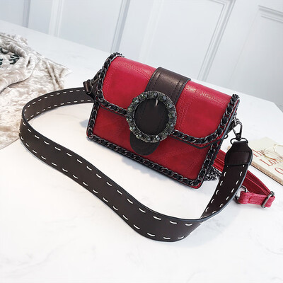 

Ins Super Fire Texture Bag Female 2019 New Tide Korean Hong Kong Style Retro Small Square Bag Joker Single Shoulder Messenger Bag
