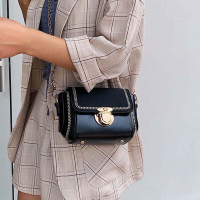 

Senior sense of foreign small bag female 2019 new wave fashion scrub single shoulder Messenger bag Korean version of the chain small square bag