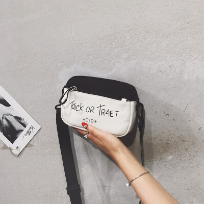 

Summer small bag female bag 2019 new fashion shoulder bag wild girl Messenger bag ins small fresh canvas bag