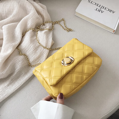 

New small bag female 2019 new Korean version of the ocean chain small square bag fashion wild rhombic shoulder Messenger bag