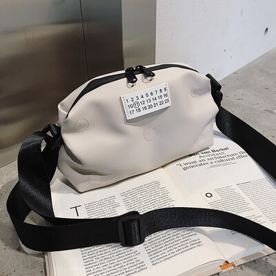 

Chic small bag Summer simple Broadband Womens bag New 2019 Korean version of 100 Korean version single shoulder bag oblique satch