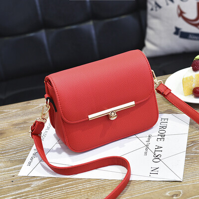

Womens bag autumn&winter new Korean version of the trend of fashion casual simple flip bag shoulder Messenger bag