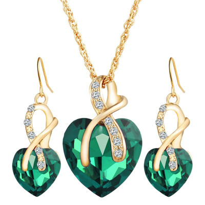 

Crystal Zircon Necklaces Suit Women Heart Shape Long Pedant Necklaces Heart Shape Special Look Trendy