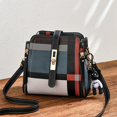 

Ins Super Hot Girls Fashionable Handbag in Summer&Korean Edition