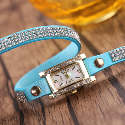 

Fashion Korea Velvet Square Bracelet Watch Womens Wreath Watch with Diamond Belt Quartz Watch Womens Model