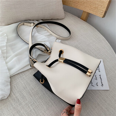 

Advanced sense of the sense of quality bag female 2019 new wave wild single shoulder slung fashion portable color bucket bag