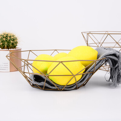 

Siaonvr Geometric Fruit Vegetable Wire Basket Metal Bowl Kitchen Storage Desktop Display