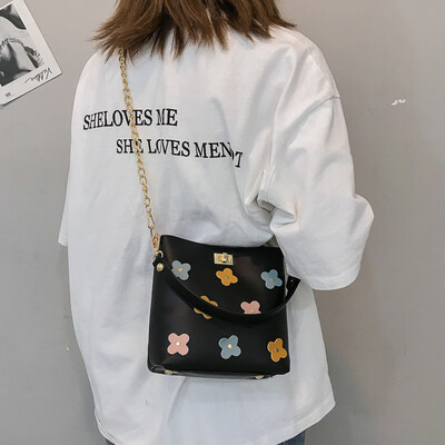 

Tailored Women Wild Messenger Bag Fashion One-Shoulder Small Square Bag