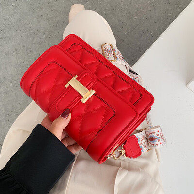 

New simple casual bag female 2019 new wave Korean version of the wild single shoulder slung fashion wide shoulder strap small square bag