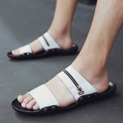 

2019 new summer slippers mens outdoor beach social sandals sandals Korean fashion wear casual personality tide