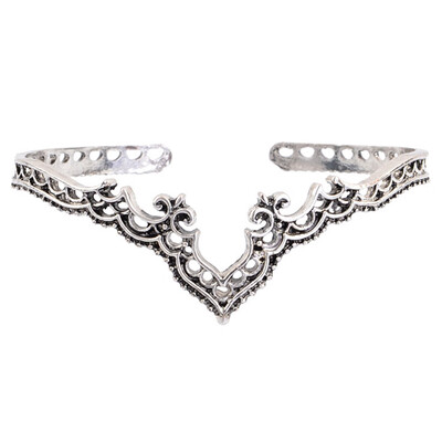 

Retro Exaggerated Hollow Pattern Bracelet Opening Hand Ring Unisex Pair Hand Bracelet Jewelry Hot Gift