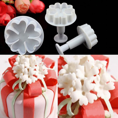 

Siaonvr 3Pcs Five Heart-Shaped Flower Cake Fondant Cookie Decorating Plunger Mold