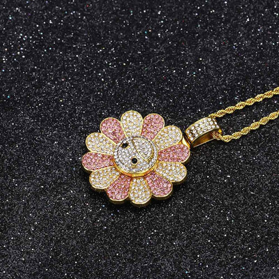 

Men Women Iced Out Gold Plated Diamond Sunflower Colorful Sunflower Rotating Hip Hop Pendant Necklace