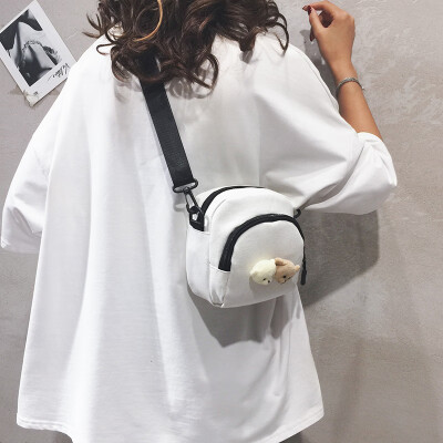 

Cute bear bag female 2019 new ins Japanese soft sister girl shoulder Messenger bag casual canvas bag tide