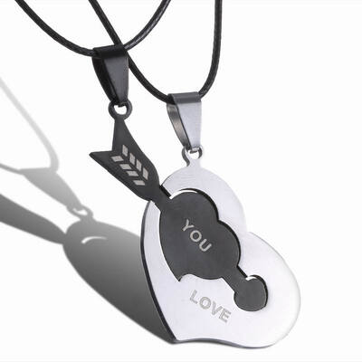 

Couples Pendant Necklaces For Women Men Leather Rope Stainless Steel Puzzle Black Arrow Heart Necklace Elegant Charms Jewellery