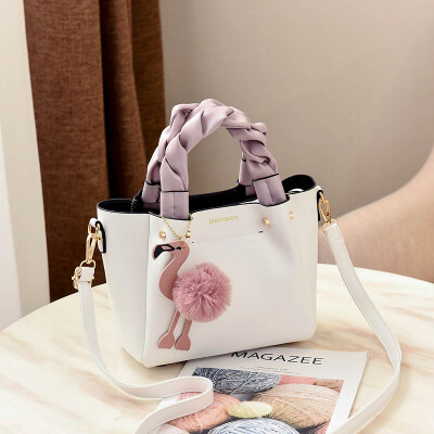 

Bucket ladies fashion slanting bag Flamingo handbag Korean version ins Super Fire Fairy one-shoulder bag