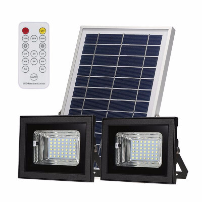 

Solar Dual-head Flood Light with Remote Control for 306080 Brightness 126 SMD LEDs Wireless IP 65 Waterproof Outdoor Flood Li