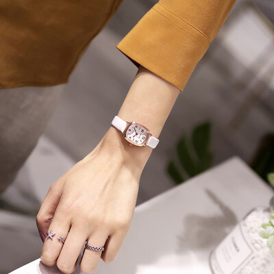 

French minority waterproof 2019 new watches girls ins wind simple temperament students Korean version of shaking sound square