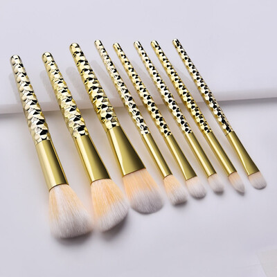 

Toponeto 8 Pcs Makeup Brushes With A Honeycomb Eye Shadow Makeup Brush Set