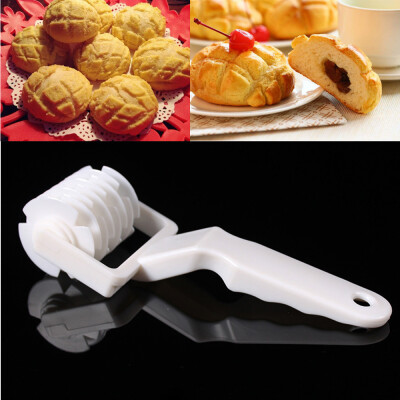 

Siaonvr Plastic Baking Tools Wheel Hob Biscuits Pizza Pie Cake Tool Mold Pull Net