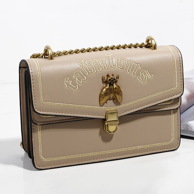 

Bag female 2019 new small square bag fashion shoulder Messenger bag female chain Thai bee bag handbag