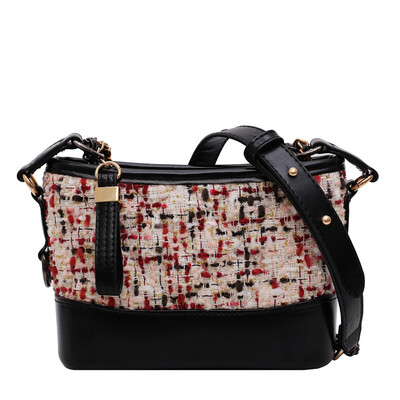 

Chic chain small square bag female 2019 new wave Korean version of the snake pattern contrast color shoulder bag summer wild Messenger bag