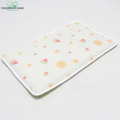 

CHILDS GANG baby insulation pad waterproof pad diaper care pad 4348