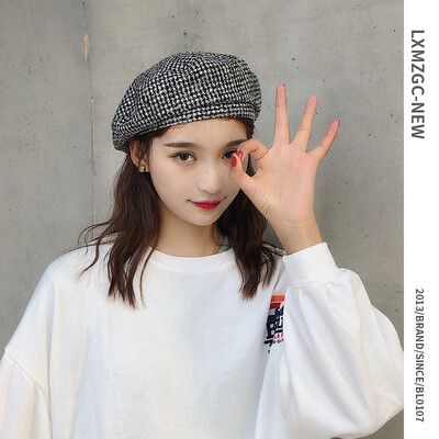 

Hat Korean version of small plaid Joker fashion berets Hong Kong wind art retro artist Hat female autumn&winter new hats