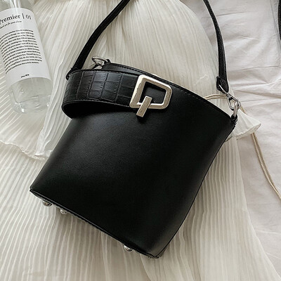 

Summer womens bag tide 2019 new bag slanted 100 lap Korean version of single shoulder fashion handheld bucket bag