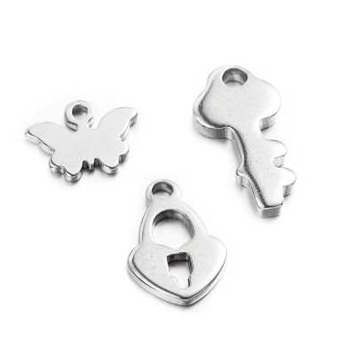 

304 Stainless Steel Charms Stainless Steel Color 715x613x1mm Hole 1mm