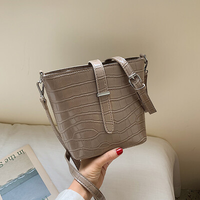 

Advanced sense bag Ocean Messenger bag female bag new 2019 fashion bucket bag wild ins vintage shoulder bag