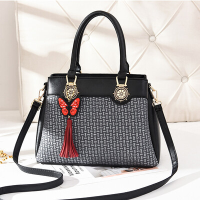 

2018 handbags new European&American fashion handbags big bag shoulder Messenger bag PU leather supply