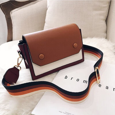 

Small bag female 2019 new Korean fashion casual hit color retro wild wide shoulder strap shoulder slung small square bag